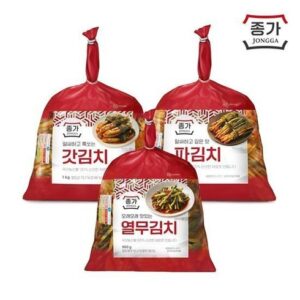 고객님이 많이 찾는 갓김치 1kg  열무김치 900g 특별한 혜택으로 만나보세요