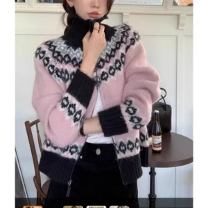 가성비 좋은 요즘 대세인 ​노르딕가디건 완벽한 스팩은 어디까지일까요? 상세히 리뷰 해보겠습니다.