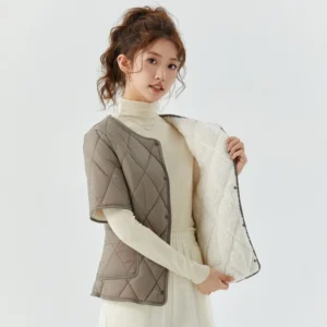 혹시 찾고계셨나요? 꼭 갖고싶은 ​반어라운드 24FW 반팔 다운 점퍼 제가 소개해 드립니다