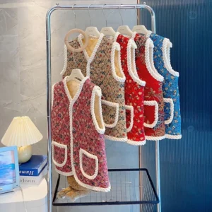 빼박 필수 꼭 갖고싶은 ​할머니조끼 제가 소개해 드립니다