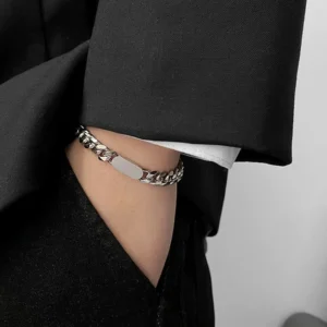 안보면 손해인 이유? 꼭 갖고싶은 팔찌 제가 소개해 드립니다 관심이 뜨겁습니다