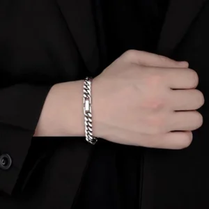 업뎃 정보 팔찌 리뷰가 많습니다