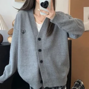 실시간 반응 터진 니트가디건 관심이 뜨겁습니다